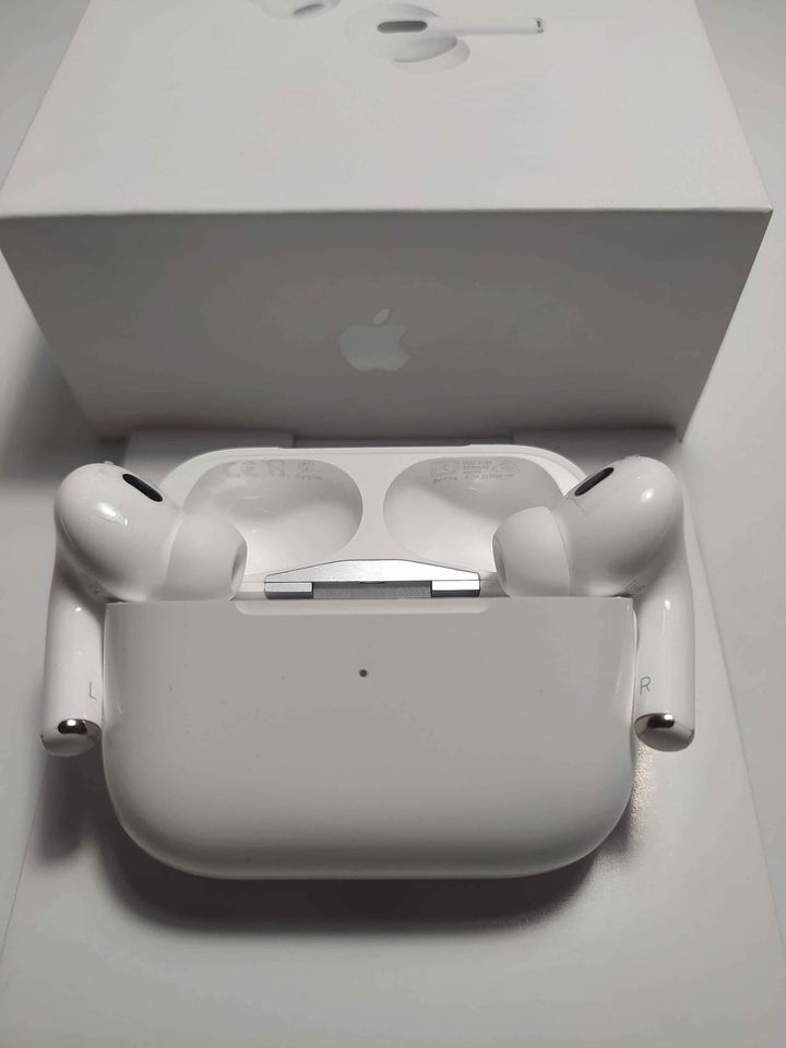 Audifono Airpods Pro 2 con ANC