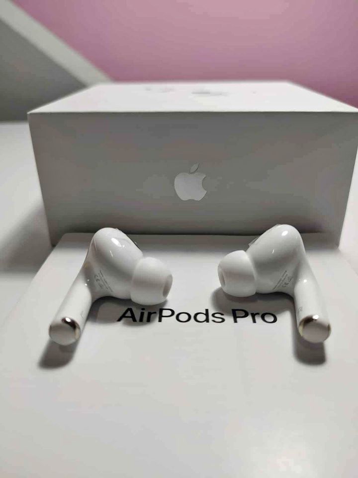 Audifono Airpods Pro 2 con ANC